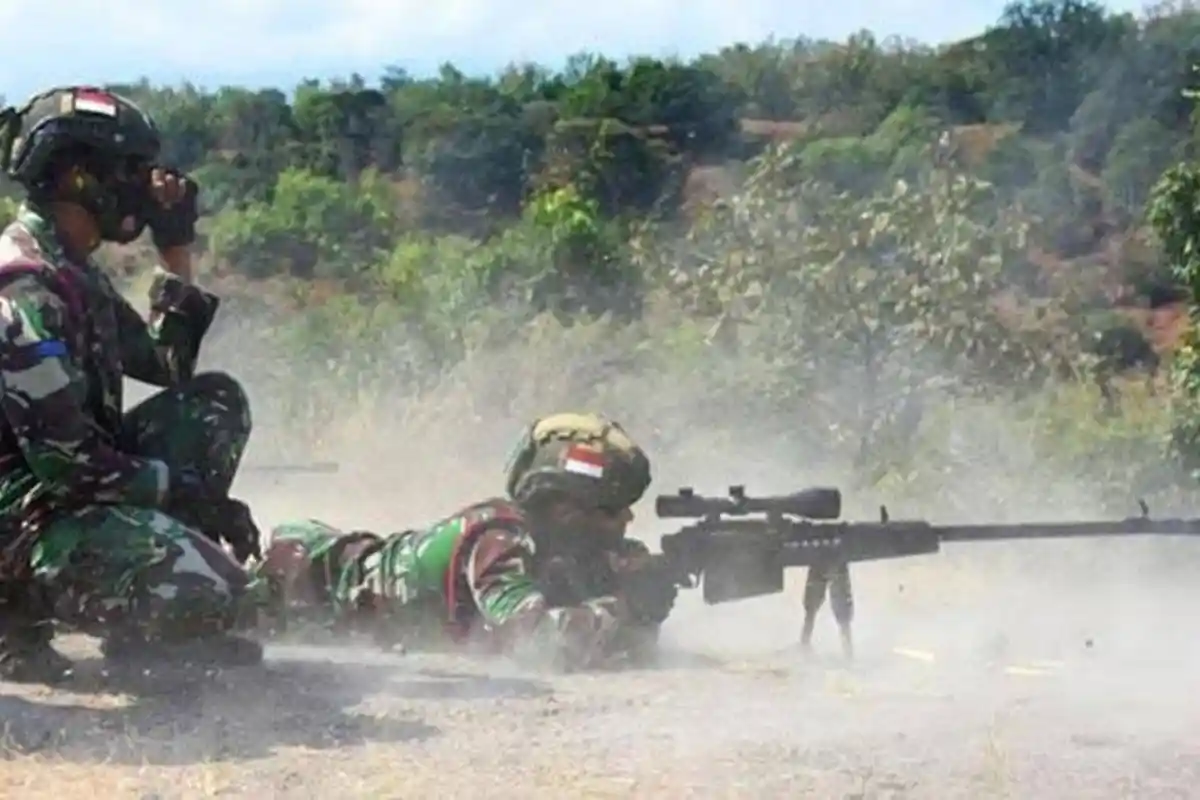 Prajurit TNI Tertembak KKB Papua saat Amankan Rapat di Kantor Bupati Intan Jaya