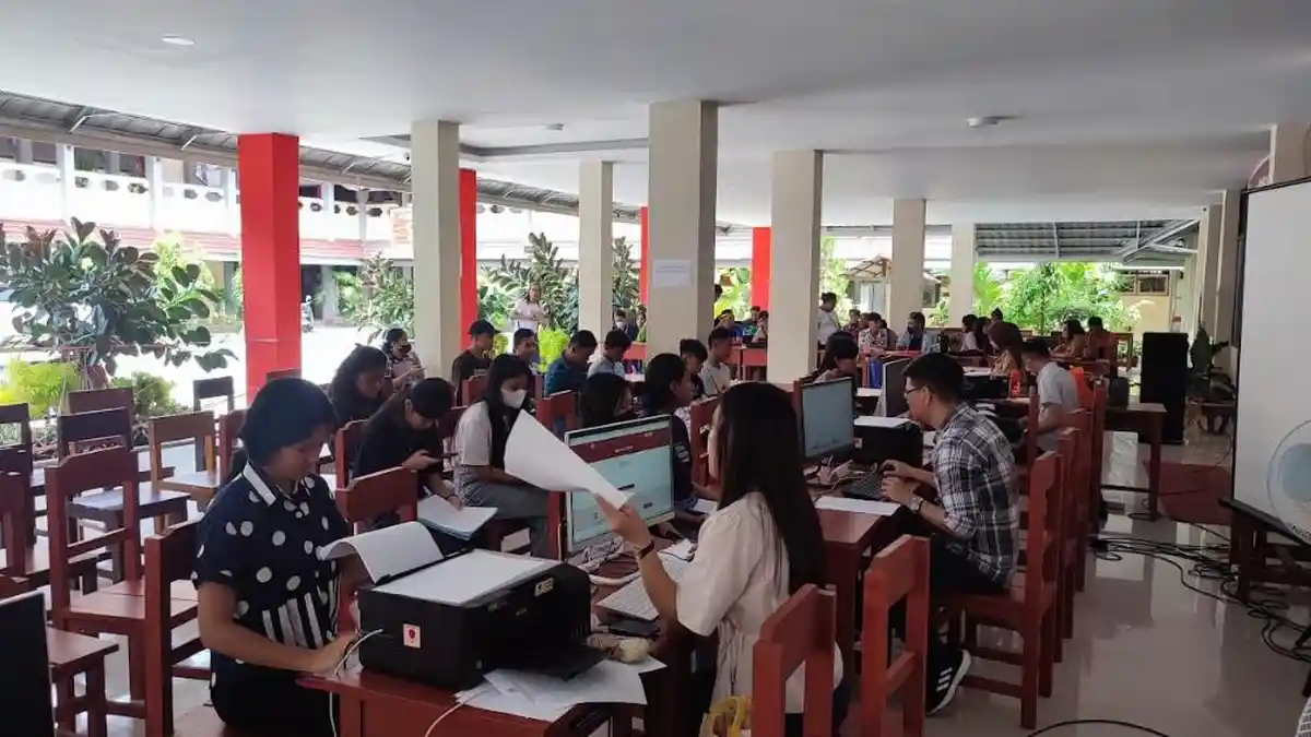 Sekprov Sulawesi Utara Steve Kepel Tegaskan Pendaftaran PPDB Online SMA dan SMK Gratis