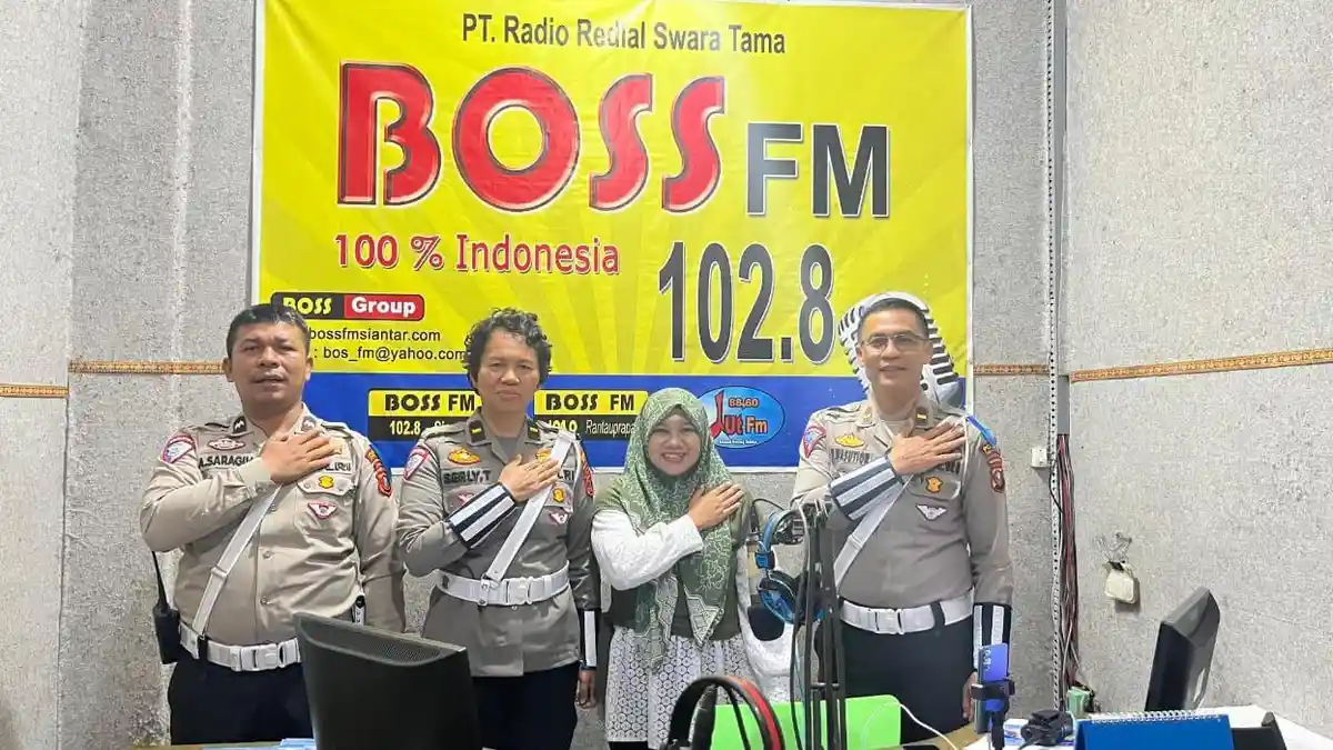 Sosialisasi Operasi Keselamatan Toba 2025, Sat Lantas Polres Pematangsiantar Siaran di Radio Boss FM