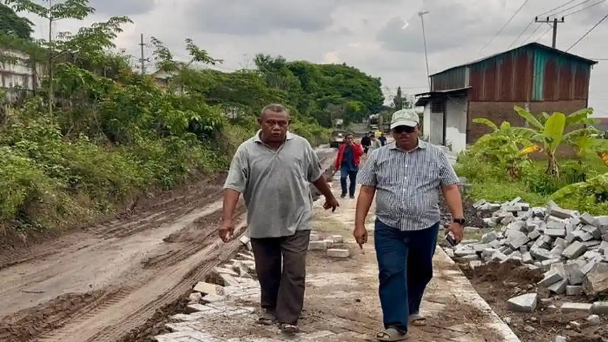Jalan Sumbersuko-Wonolilo Ditutup Perbaikan, Sinergitas Eksekutif-Legislatif Untuk Infrastruktur