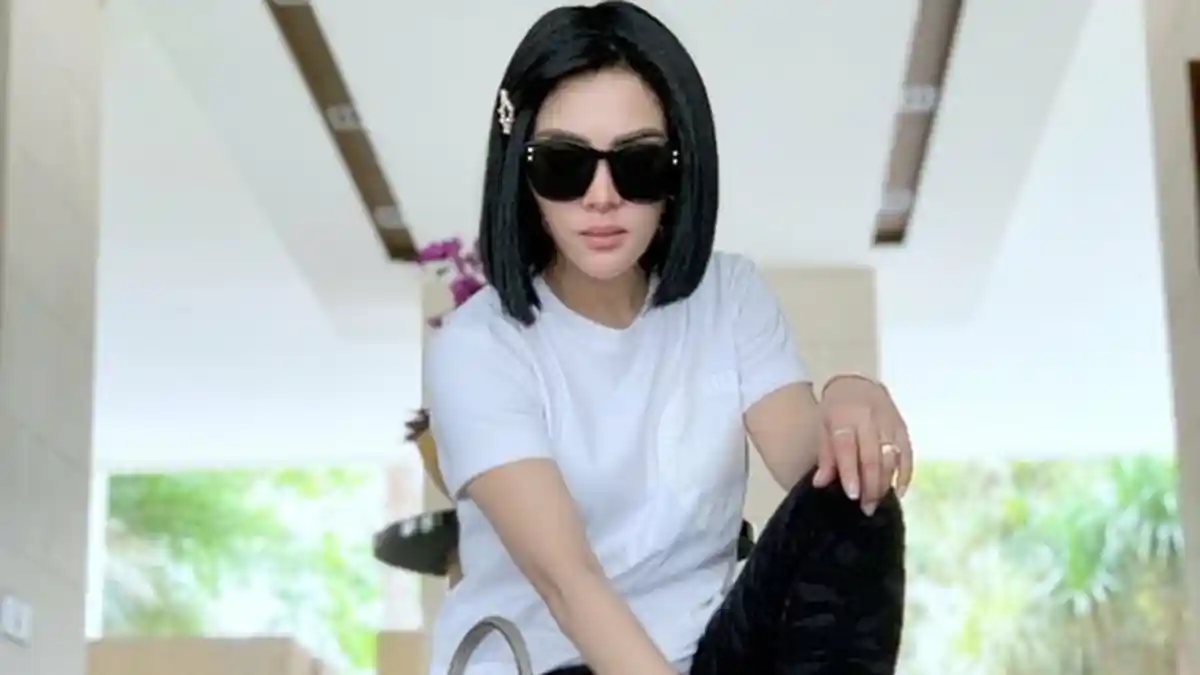 Mengaku Punya Banyak Harta, Syahrini Bisa Keliling Dunia Tanpa Jadi Penyanyi