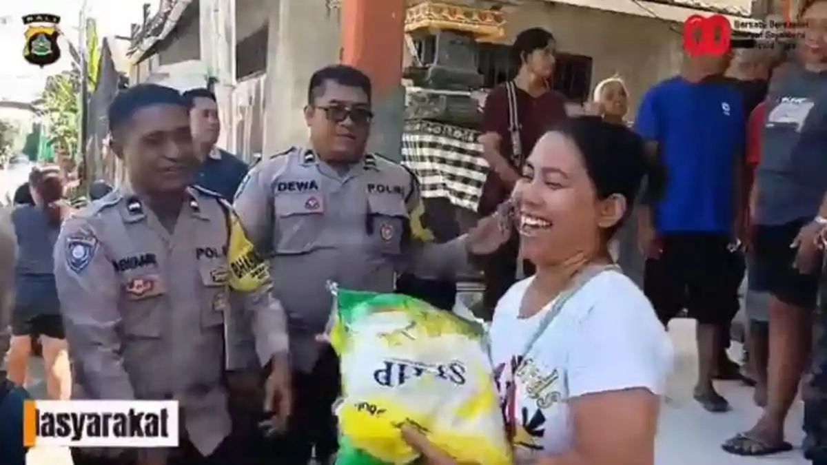 Polsek Singaraja Gelar Gerakan Pangan Murah, Warga Antusias Dapatkan Beras SPHP Harga Terjangkau