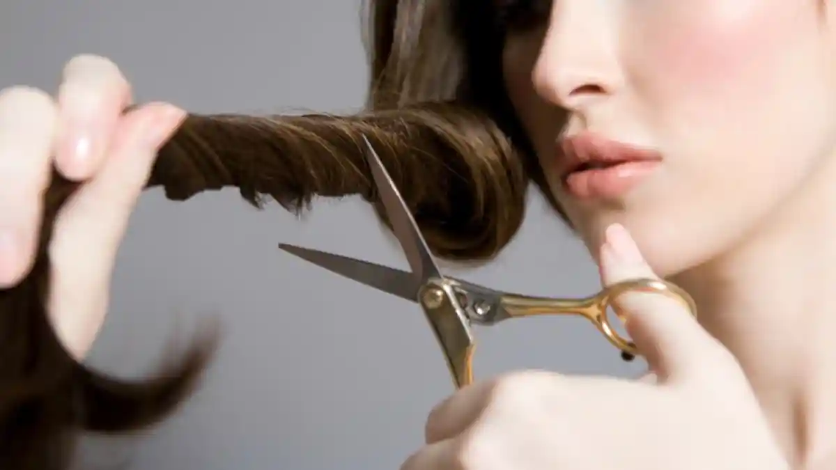 Arti Mimpi Potong Rambut, Benarkah Itu Pertanda Buruk?
