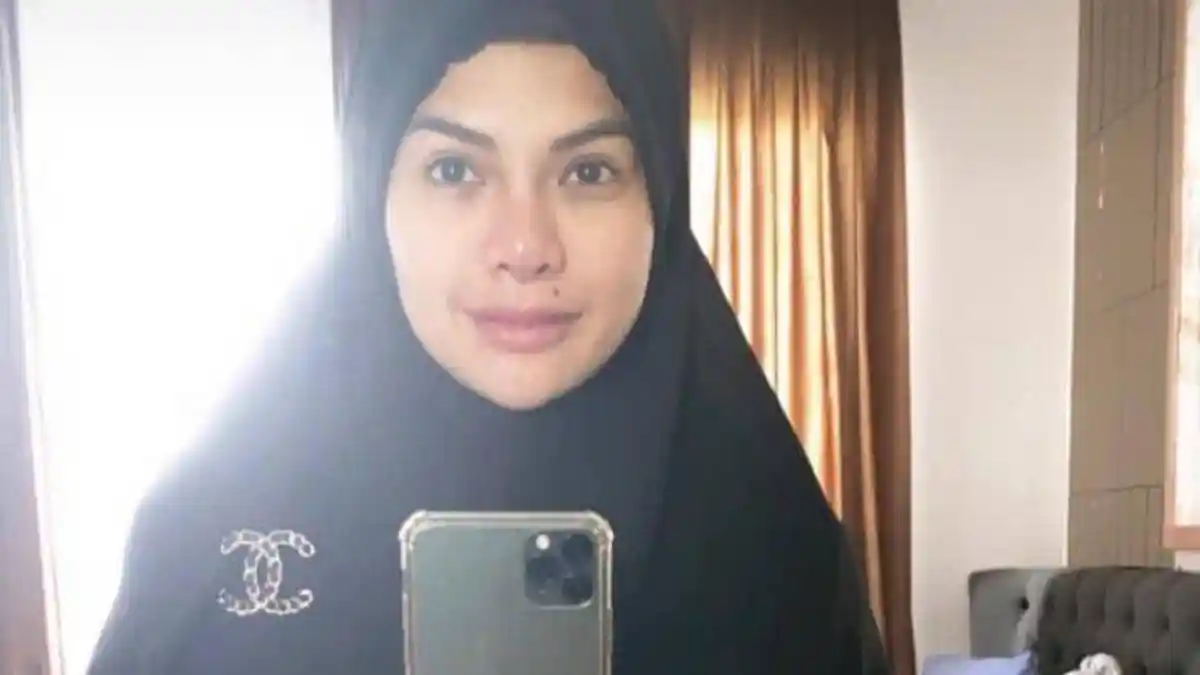 Pulang Umrah, Nikita Mirzani : Orang yang Jahatin Gue Pada Mental Semua