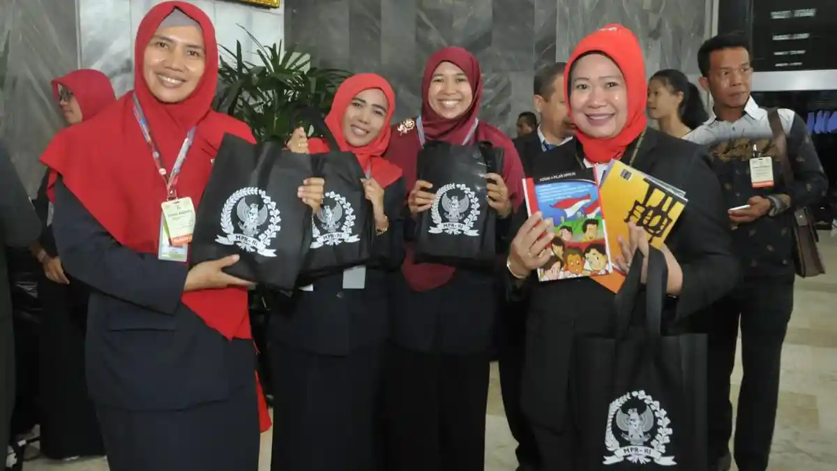 Menlu Retno Marsudi Ketagihan Kuliner Banyuwangi