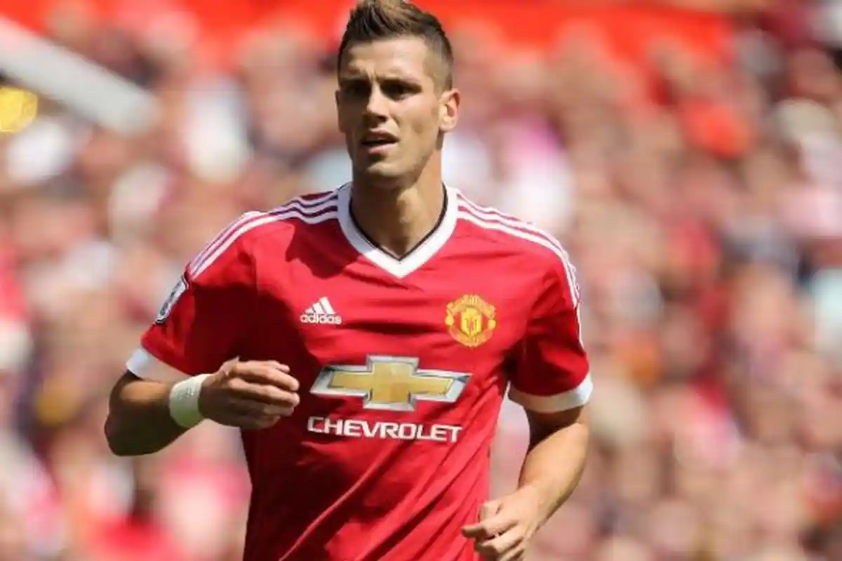 Mourinho Persilakan Morgan Schneiderlin Hengkang