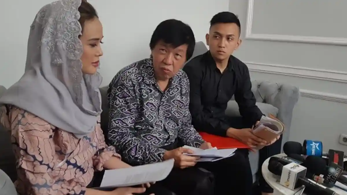 Kakak Jessica Iskandar Mangkir Ditagih Uang Rp 400 Juta