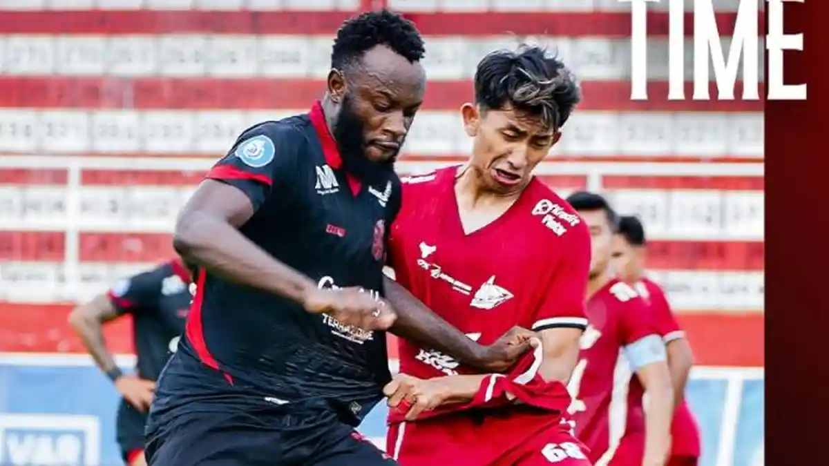 Ze Gomes Jadi Kambinghitam Aremania di Babak Pertama seusai Arema FC Seri Kontra PSM, Desak 1 Hal