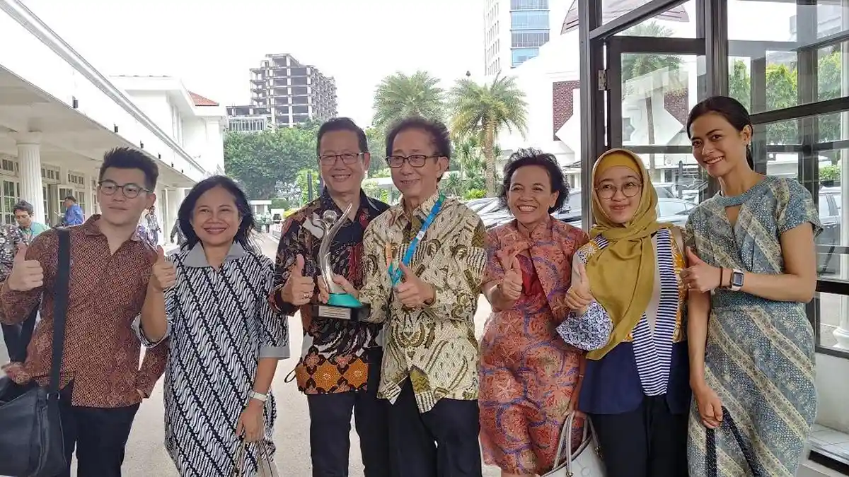 Lagi-Lagi, Sido Muncul Terima Penghargaan Proper 2018-2019 dari Kementerian LHK