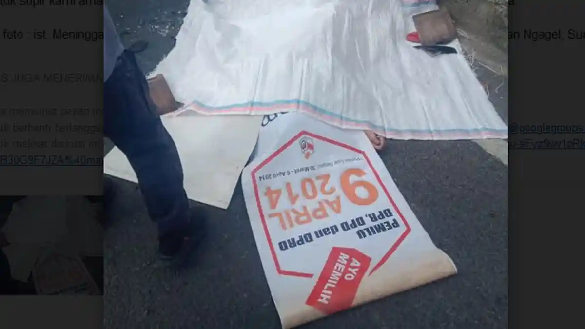 Gagal Nyalip, Pelajar Asal Surabaya Tabrak Trotoar, Tewas Terlindas Truk