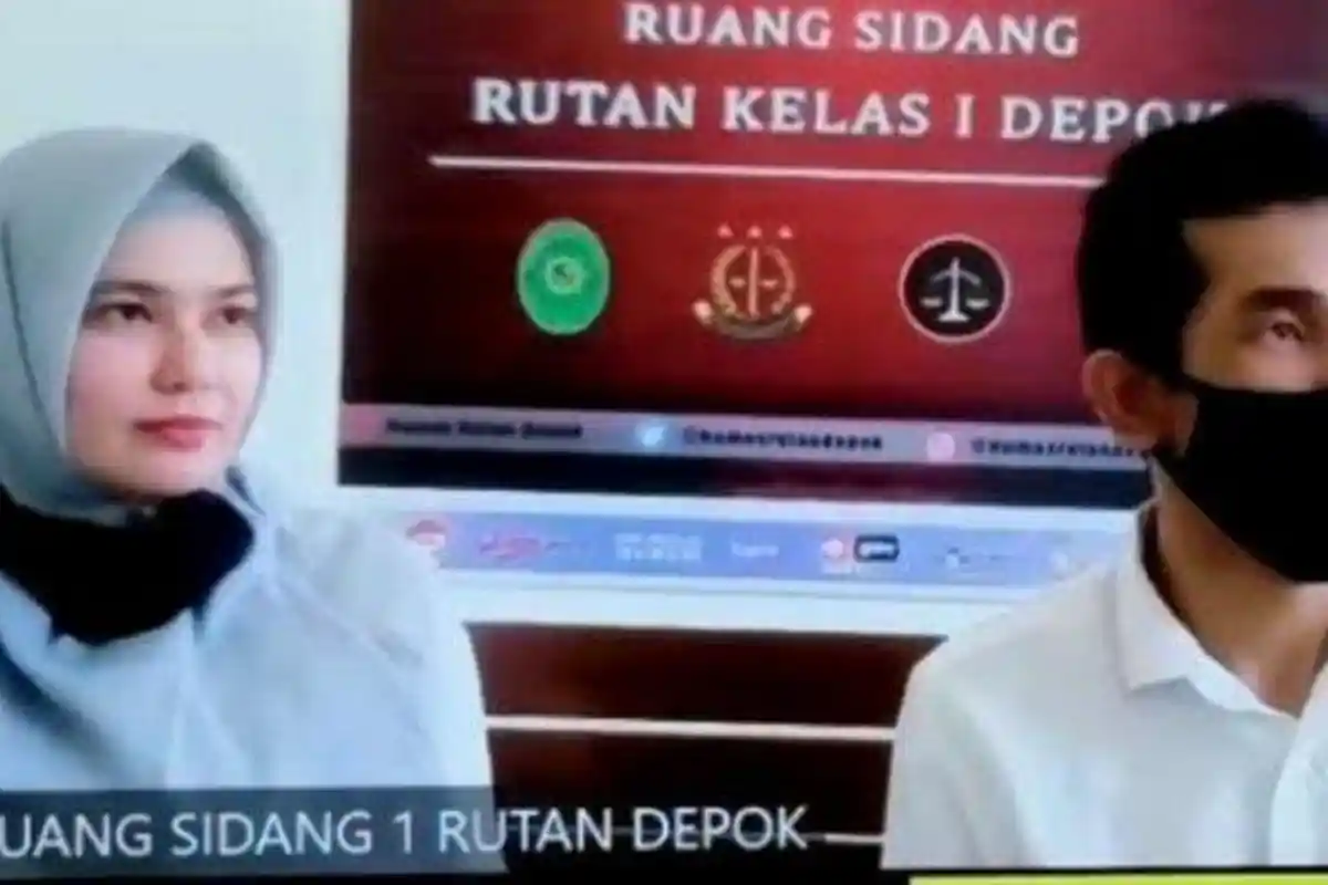 Catherine Wilson Pakai Hijab, Jalani Sidang Perdananya, Kuasa Hukum Sebut Sang Artis Lebih Religius