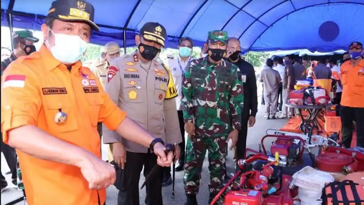 Kapolda Sumsel Menghadiri Apel Kesiapsiagaan Terpadu Antisipasi Bencana di Sumsel