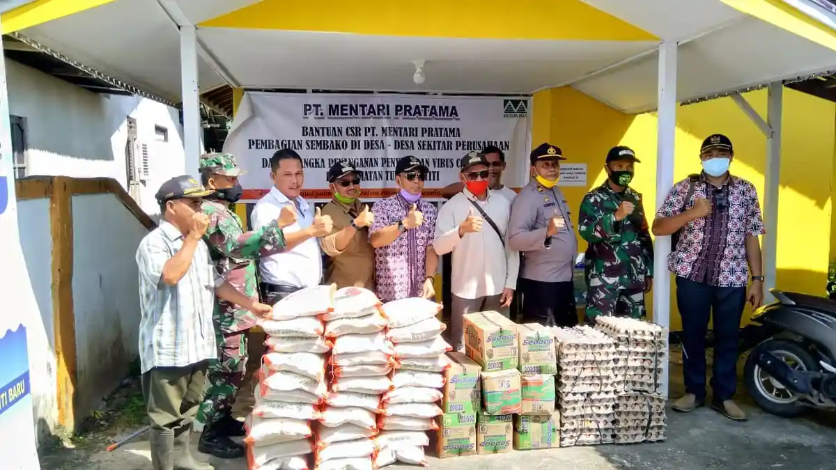 PT. Lestari Abadi Perkasa dan PT. Mentari Pratama Beri Bantuan Bahan Pokok Masyarakat Kurang Mampu