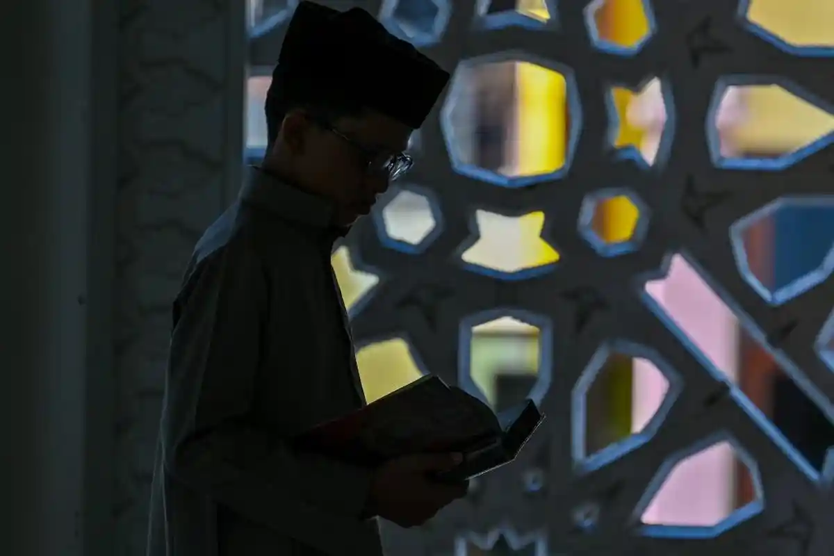 Niat Sholat Tarawih Sendiri di Rumah 8 Rakaat Lengkap Panduan Tata Cara Pelaksanaanya