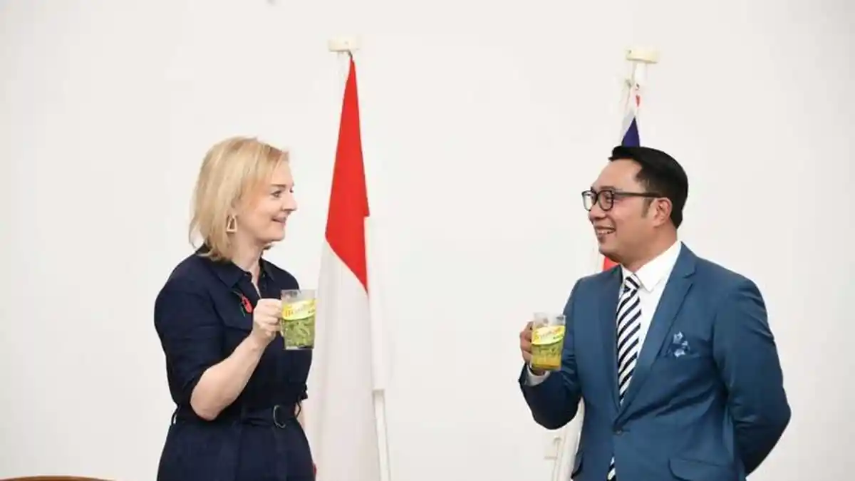 Kuliner Legendaris Bandung yang Masih Eksis hingga Kini, Anak Muda Wajib Coba! 