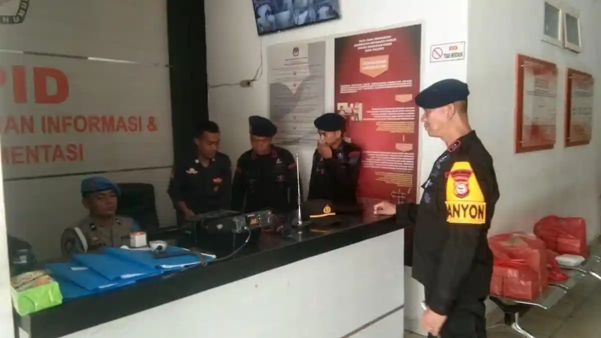 Jelang Putusan MK, Polres Palopo Tingkatkan Pengamanan di KPU dan Rumah Paslon