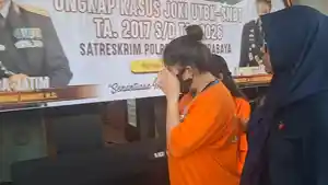 wanita-sekap-calon-mertua.jpg