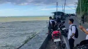 20250731-gelombang-tsunami-kecil-di-pesisir-gorontalo.jpg