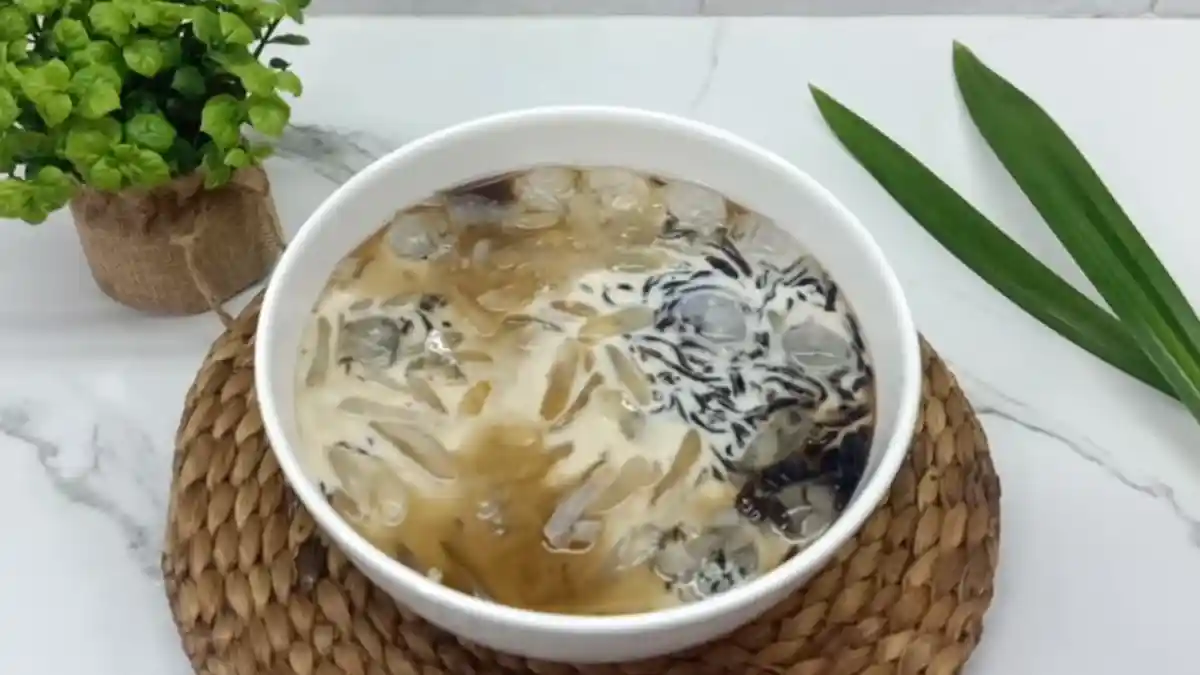 Resep Es Cincau Gula Merah Bisa Jadi Ide Takjil Menyegarkan