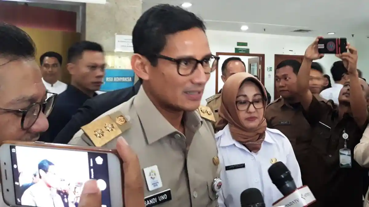 Sandiaga Targetkan LRT Beroperasi sebelum Asian Games 2018