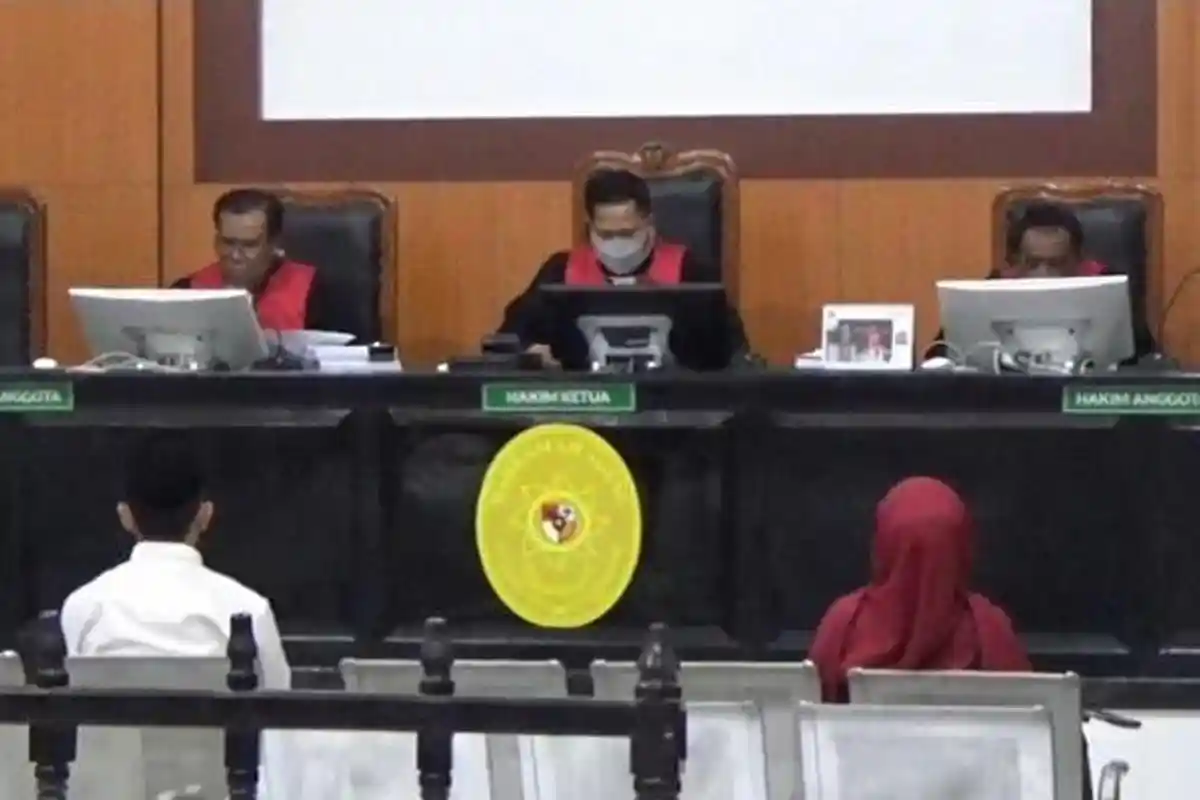 Eks Sekda Kendari Nahwa Umar Divonis 1 Tahun 2 Bulan Penjara, Terbukti Korupsi Bagian Umum Setda