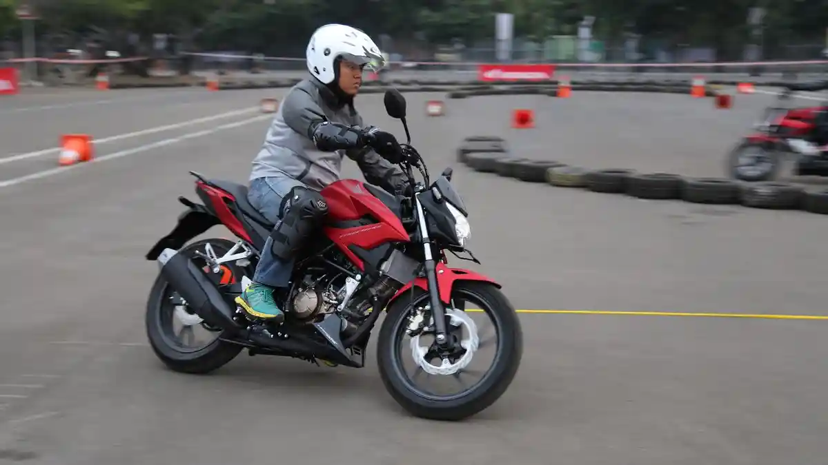 Pekan Ini, New Honda CB150R StreetFire Mengaspal di Palopo