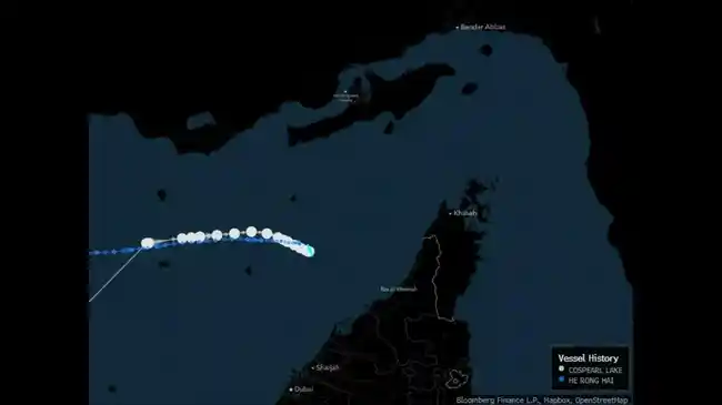 2 Kapal Tanker China Bergabung dalam Antrean untuk Menguji Jalur Keluar Selat Hormuz
