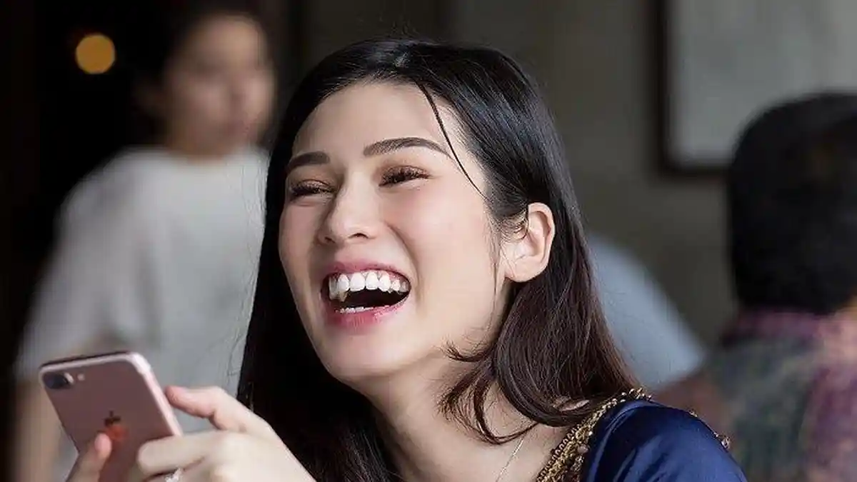 Profil Stevie Agnecya Meninggal Dunia, Kerabat Ungkap Sakit Kanker Serviks