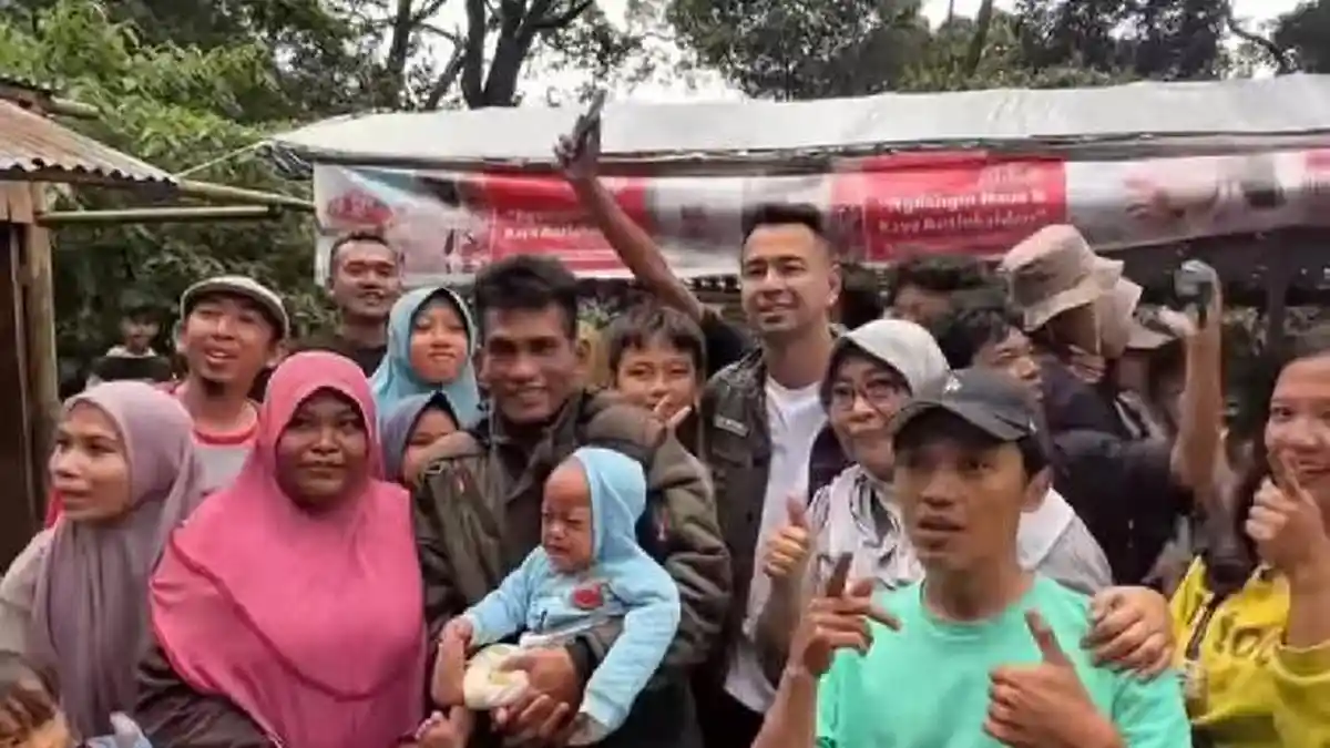 Momen Warga Ketemu Ariel CS di Wisata Sembalun Lombok Timur