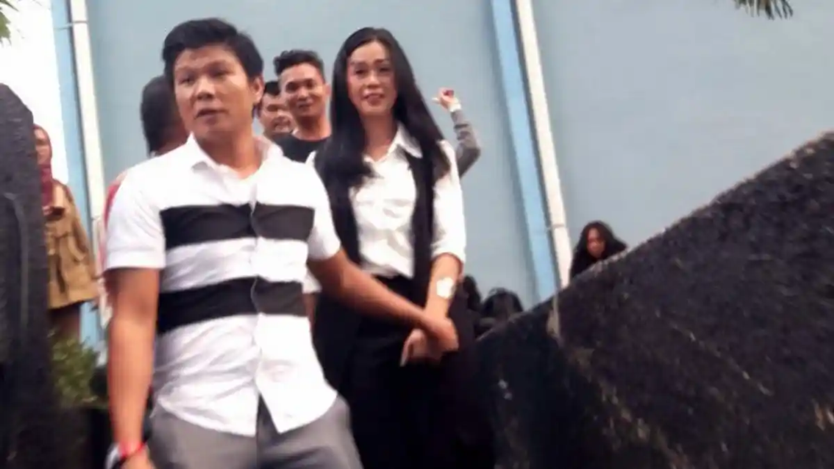 Andika Kangen Band: Saya Pengen Nikah 10 Kali, Kepergok Gandeng Mitha