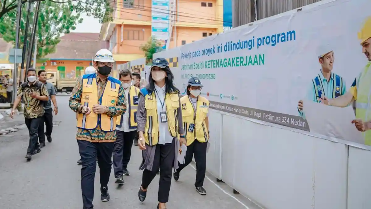 Dampingi Dirjen PUPR Tinjau Pembangunan Kesawan, Walikota Medan Bobby Targetkan Tahun 2023 Selesai