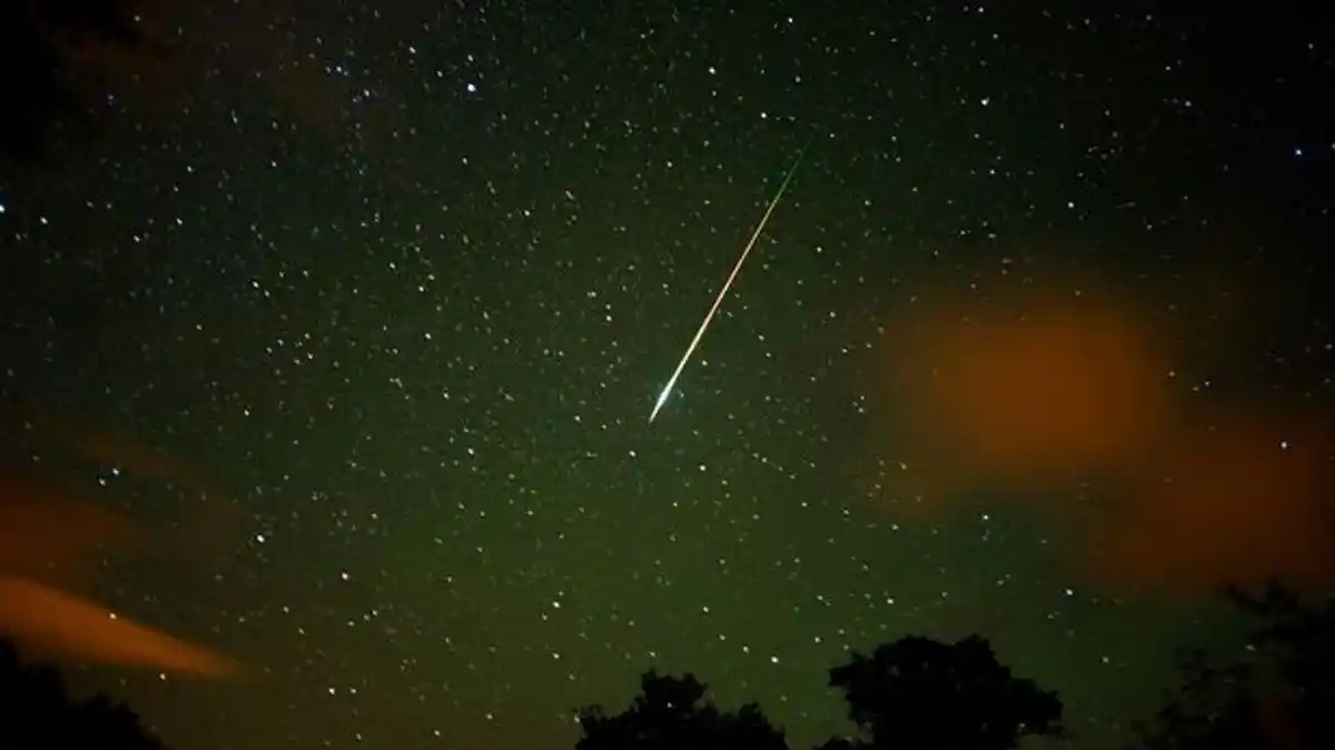 Hujan Meteor Orinoid Bisa Dinikmati di Langit Malam Ini dengan Mata Telanjang