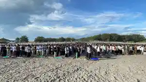Salat-Idulfitri-di-Gumuk-Pasir-Parangkusumo-Jumat-2032026.jpg