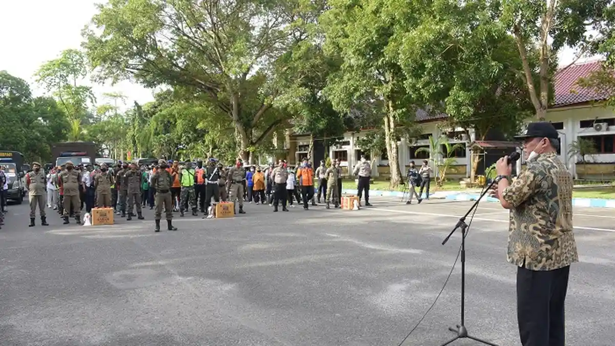 Wabup Deliserdang Lepas Tim Sosialisasi Penerapan dan Penegakan Hukum Protokol Kesehatan.