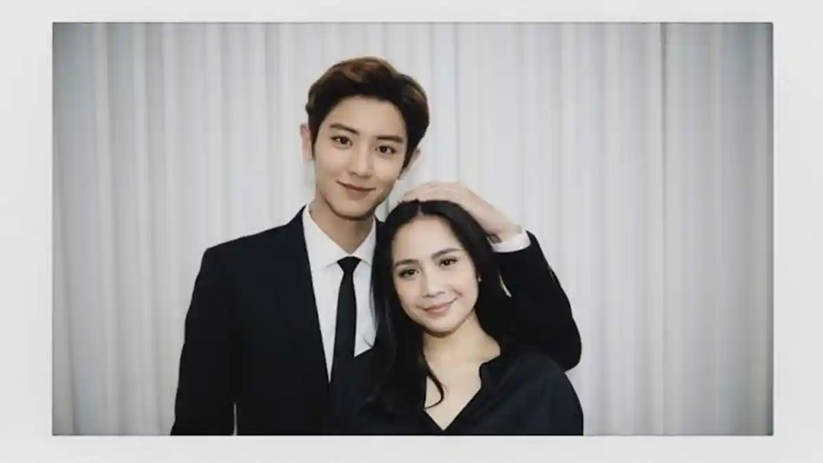 Mudahnya Edit Foto Polaroid Bareng Artis Idola Mirip 3D Realistis Pakai Aplikasi Gemini AI