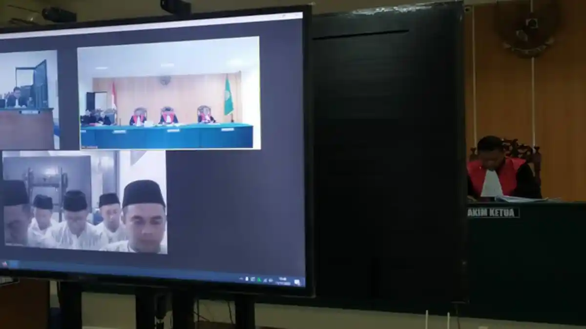 Sembunyikan Mas Bechi yang Dicari Polisi, Lima Pria Simpatisan Divonis 5 Bulan Penjara