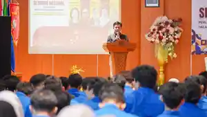 20260516-Rektor-UMP-Purwokerto-berbicara-di-seminar-nasional-Fakultas-Hukum.jpg