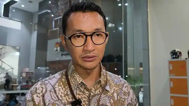 KPK Telusuri Rumah Rp4 M di Kota Wisata Cibubur yang Dibeli Tunai Bupati Pekalongan Fadia Arafiq