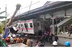 Evakuasi-kereta-KRL-OK.jpg
