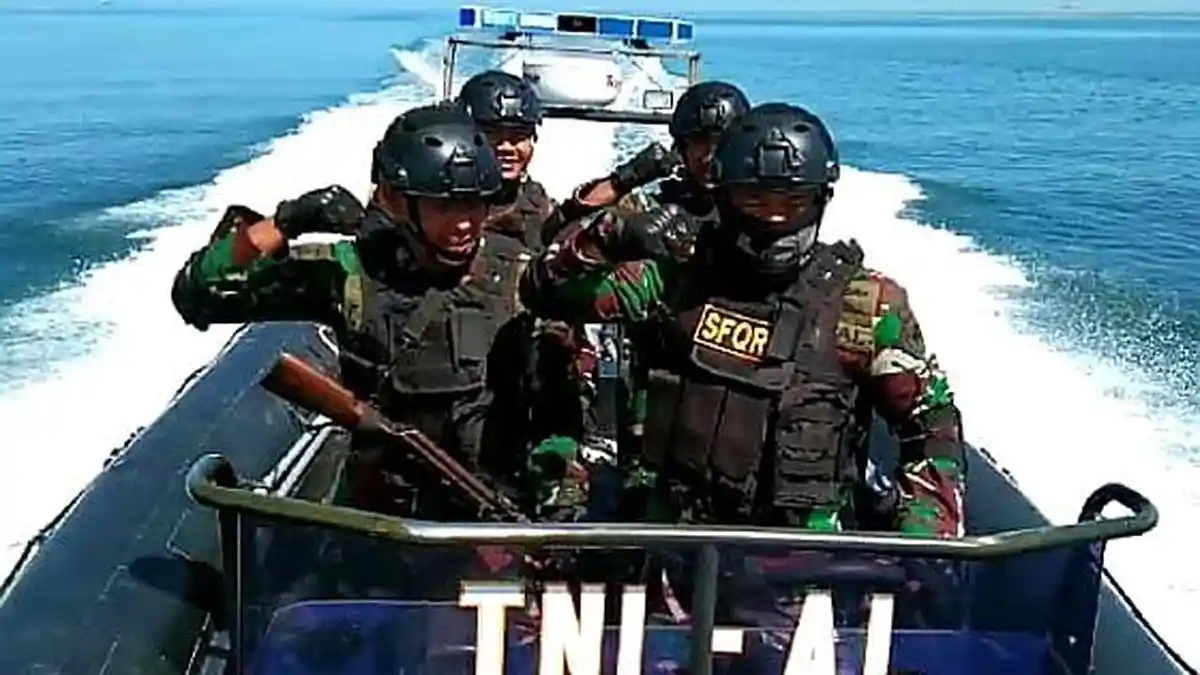 Hari Pencoblosan, Sea Rider Lantamal VI Patroli Keliling di Perairan Makassar