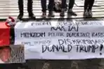 Aksi Tolak Kebijakan Donald Trump di CFD