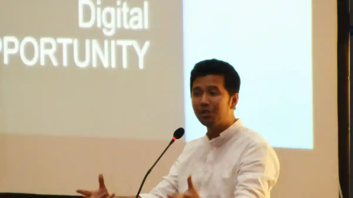 Tak Ingin Daya Saing Manufaktur Tertinggal, Ini Kata Wagub Jatim Emil Dardak