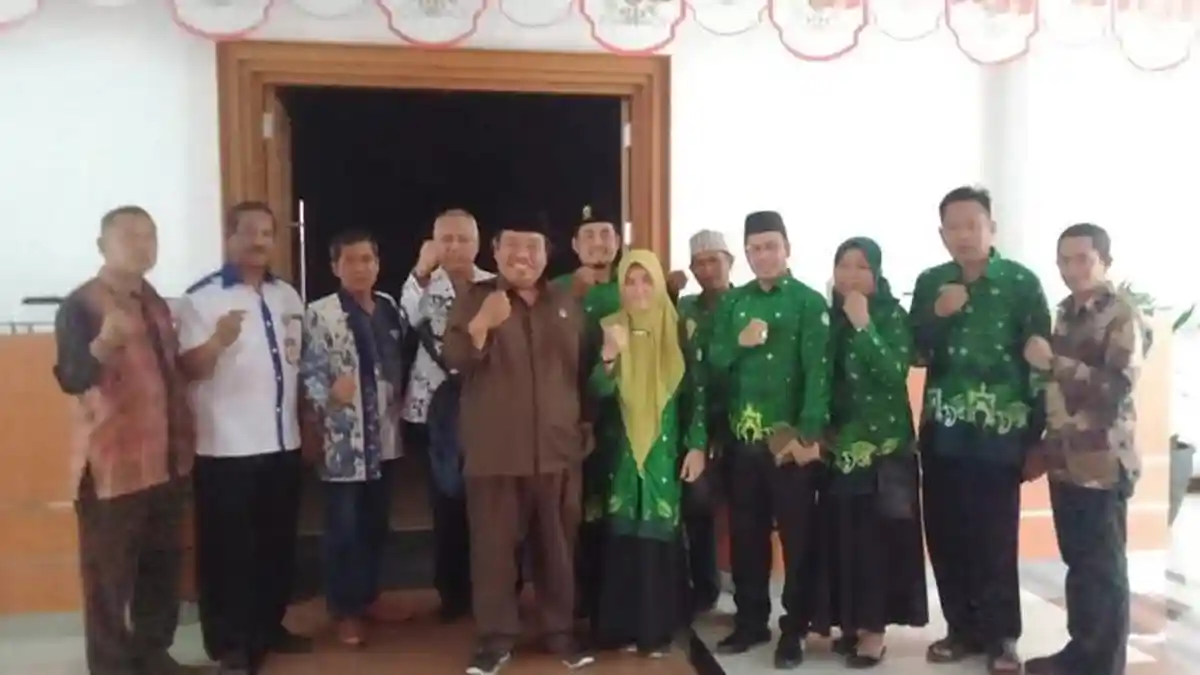 Hearing Soal Insentif Guru Di Kantor DPRD Samarinda Diwarnai Mati Lampu, Agenda Terpaksa Ditunda