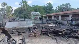 Satu-unit-rumah-warga-di-di-RT-12RW-004-Desa-Lepolima-Kecamatan-Alok-Timur.jpg
