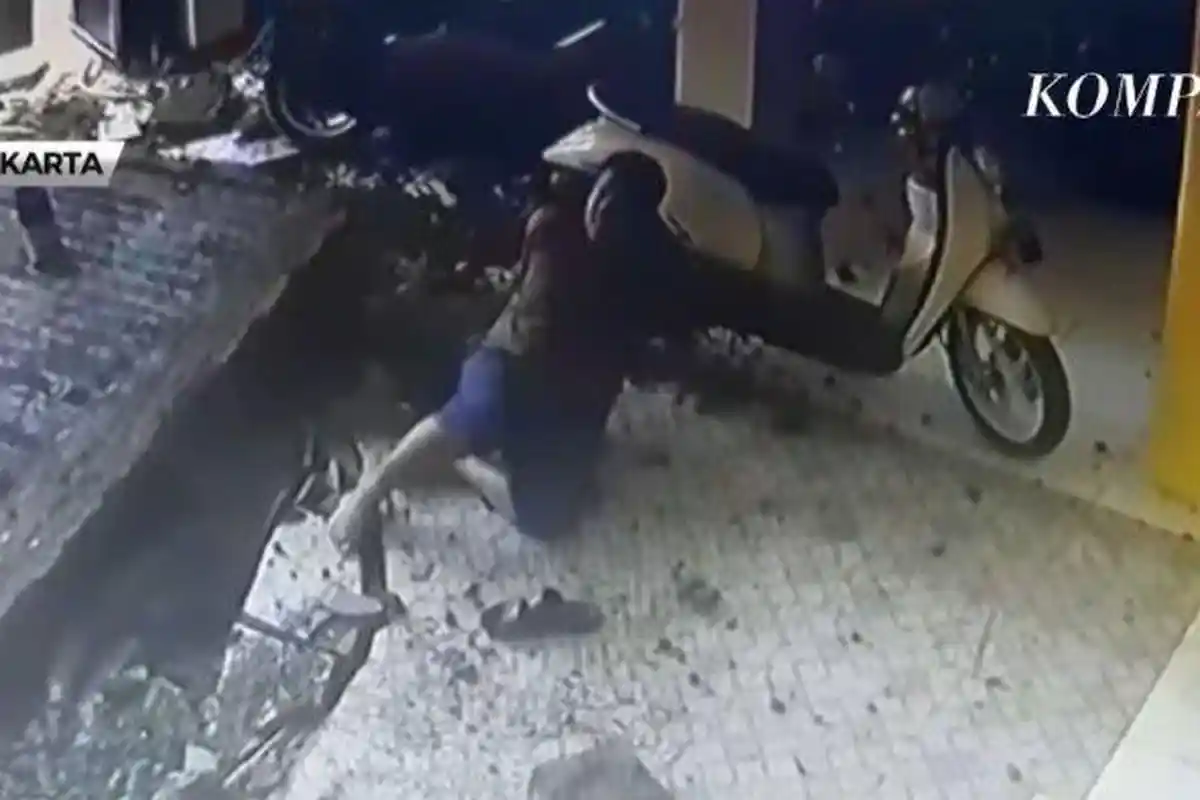 Septic Tank Meledak di Cakung dan Tewaskan Petugas, Lantai Rumah Sampai Terangkat