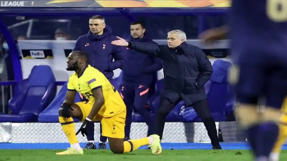 Reaksi Kemarahan Jose Mourinho Sikapi Nasib Tragis Tottenham Hotspur di Liga Eropa
