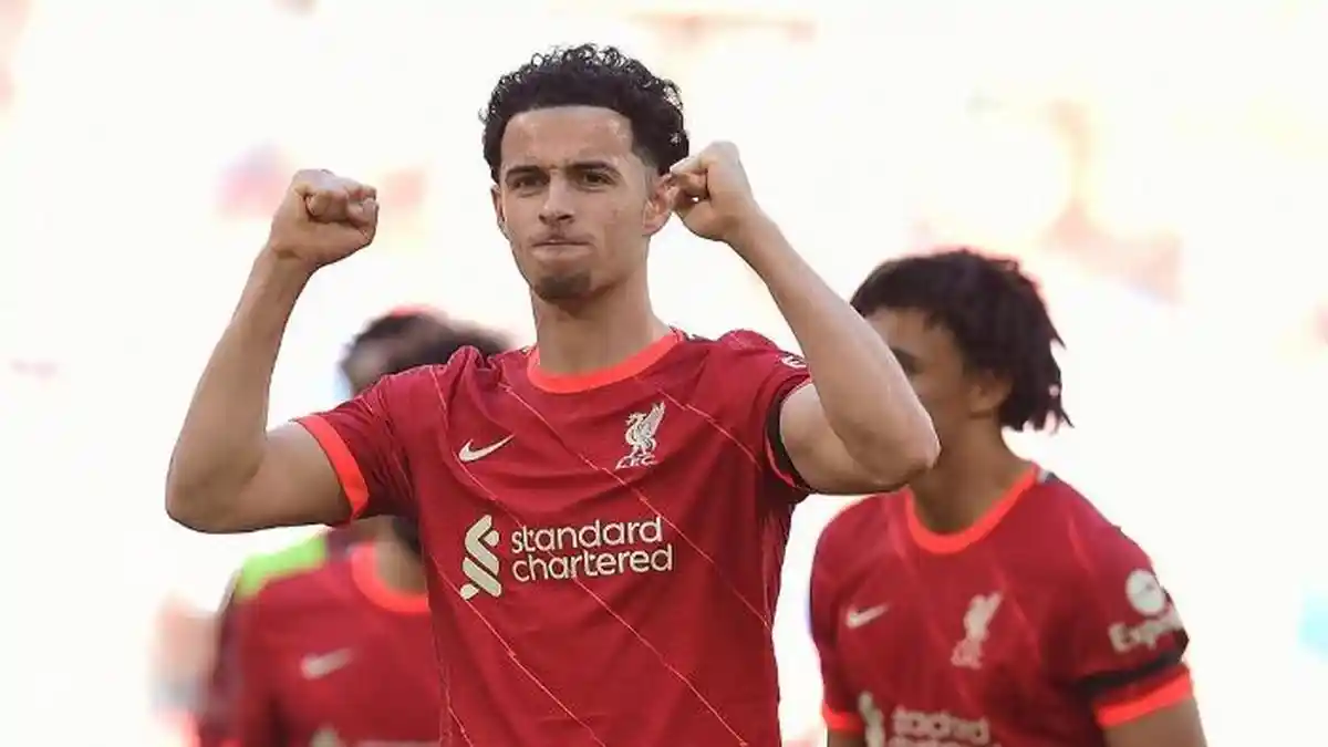 Curtis Jones Ngotot Ga Diving yang Bikin Penalti Liverpool ke Gawang Chelsea: Ada Kontak Colwill