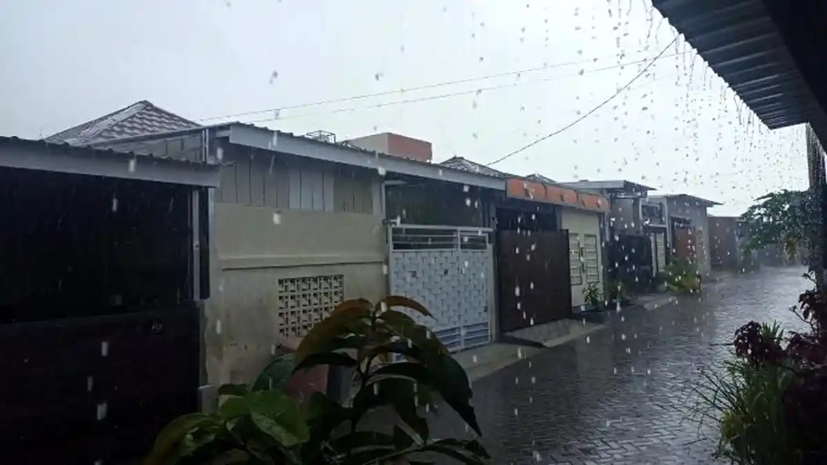 BMKG Keluarkan Peringatan Dini Hujan Lebat di NTB 6-8 Februari 2026 