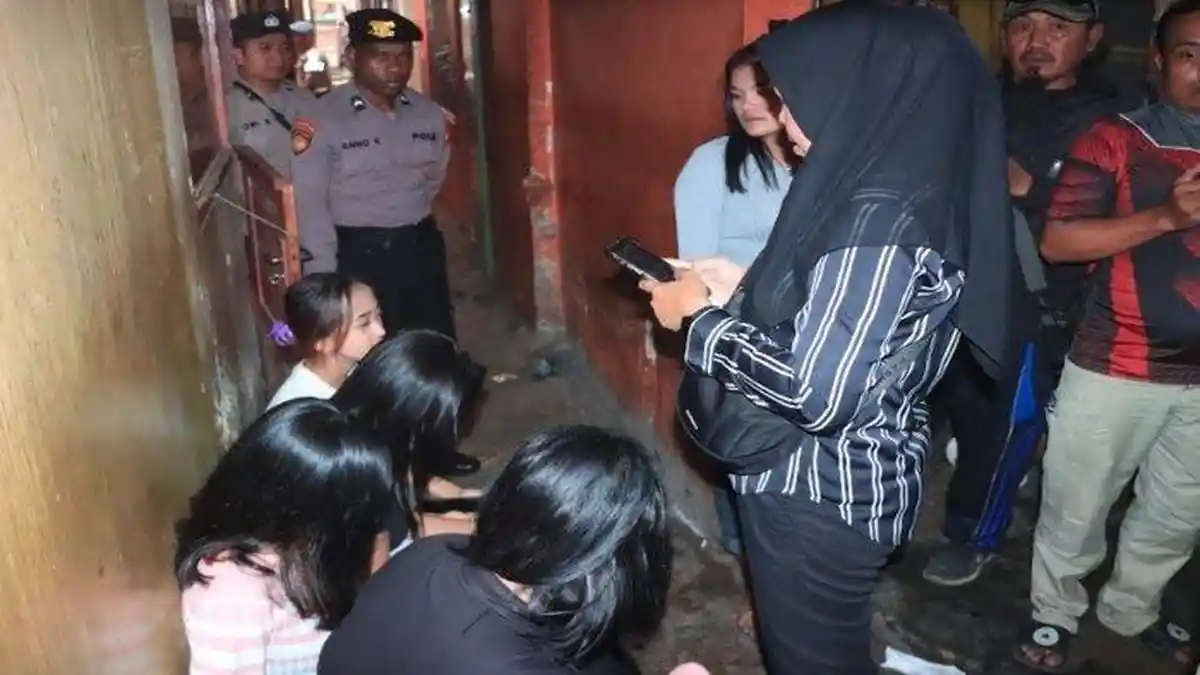 Viral Warung Kopi Plus-plus di Malang, Pengunjung Bisa 'Sentuh' Pramusaji, Tarif Disesuaikan Pilihan