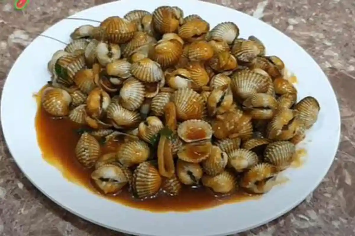 Resep Kerang Dara Saos Tiram, Rebus Kerang dengan Sereh
